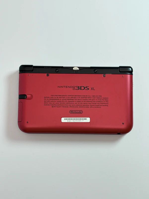 Nintendo 3DS XL - Red