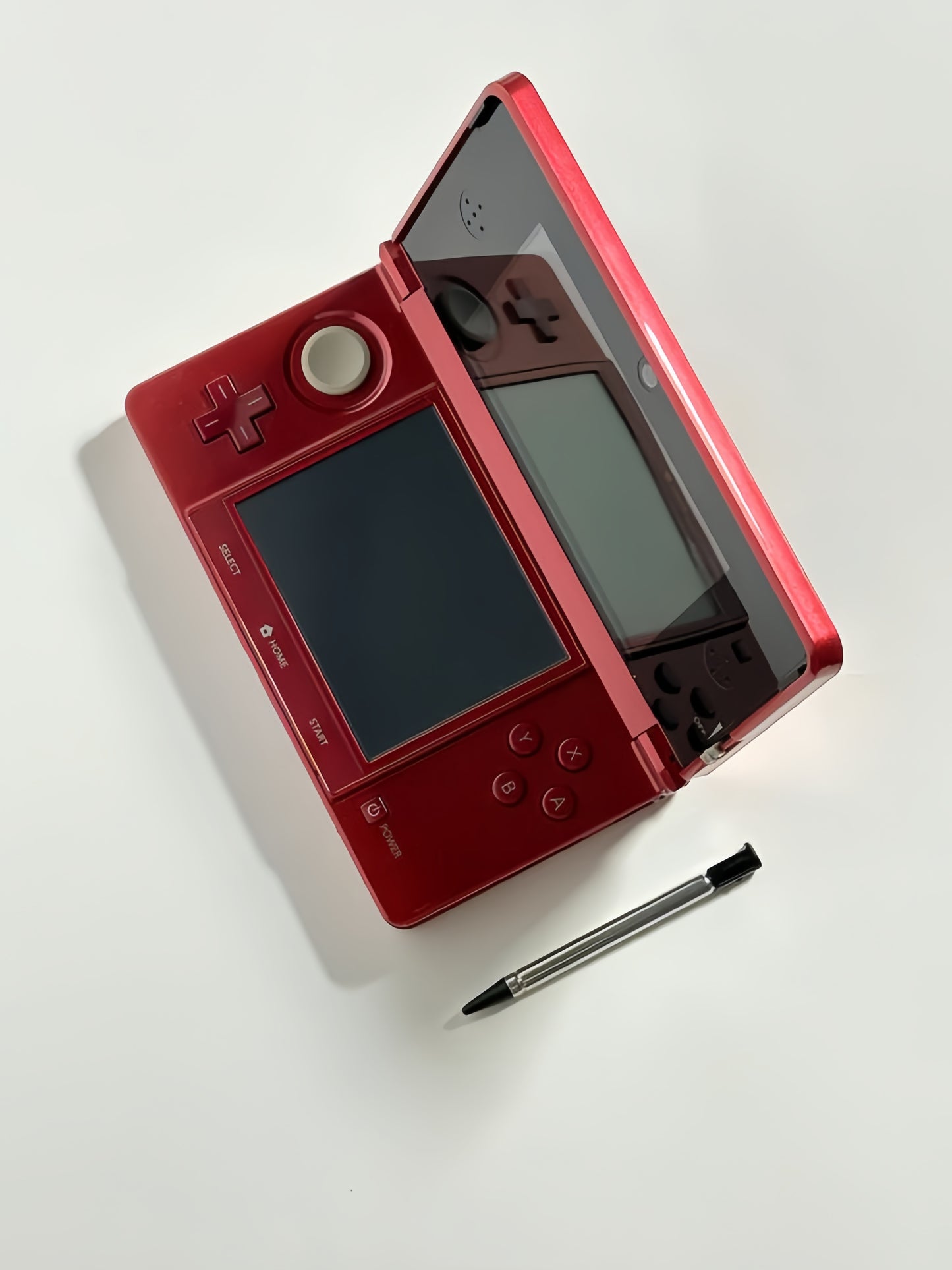 Nintendo - Red 3DS