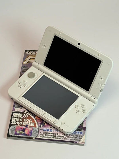 Nintendo 3DS XL - Pink
