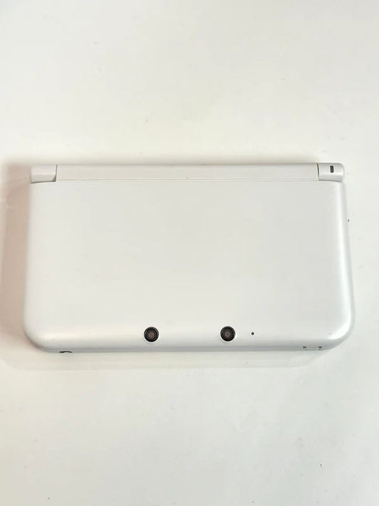 Nintendo 3DS XL - White