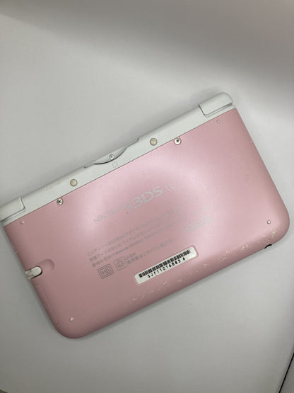 Nintendo 3DS XL - Pink and White