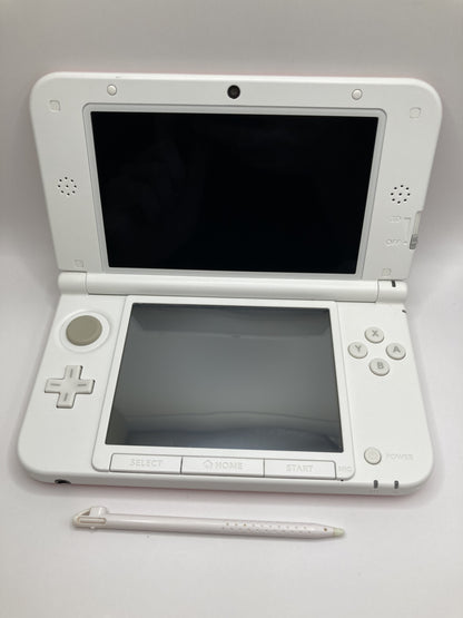Nintendo 3DS XL - Pink and White